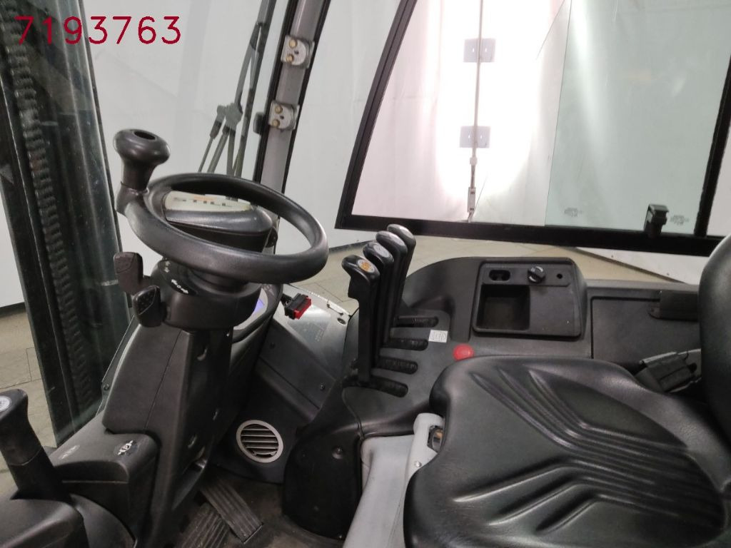Electric forklift Still RX60-25: picture 7