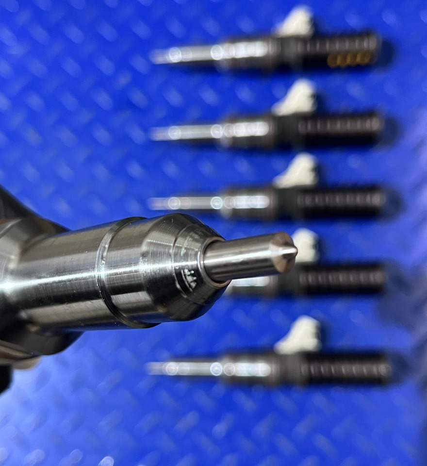 BOSCH Pump Nozzle Iveco 504287069 - Injector: picture 3 BOSCH Pump Nozzle Iveco 504287069 - Injector: picture 3