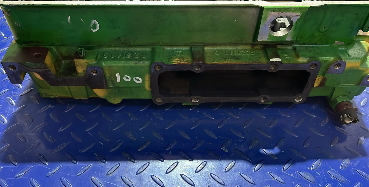 JOHN DEERE CHIULASA JOHN DEERE 4045 - Engine and parts: picture 3 JOHN DEERE CHIULASA JOHN DEERE 4045 - Engine and parts: picture 3