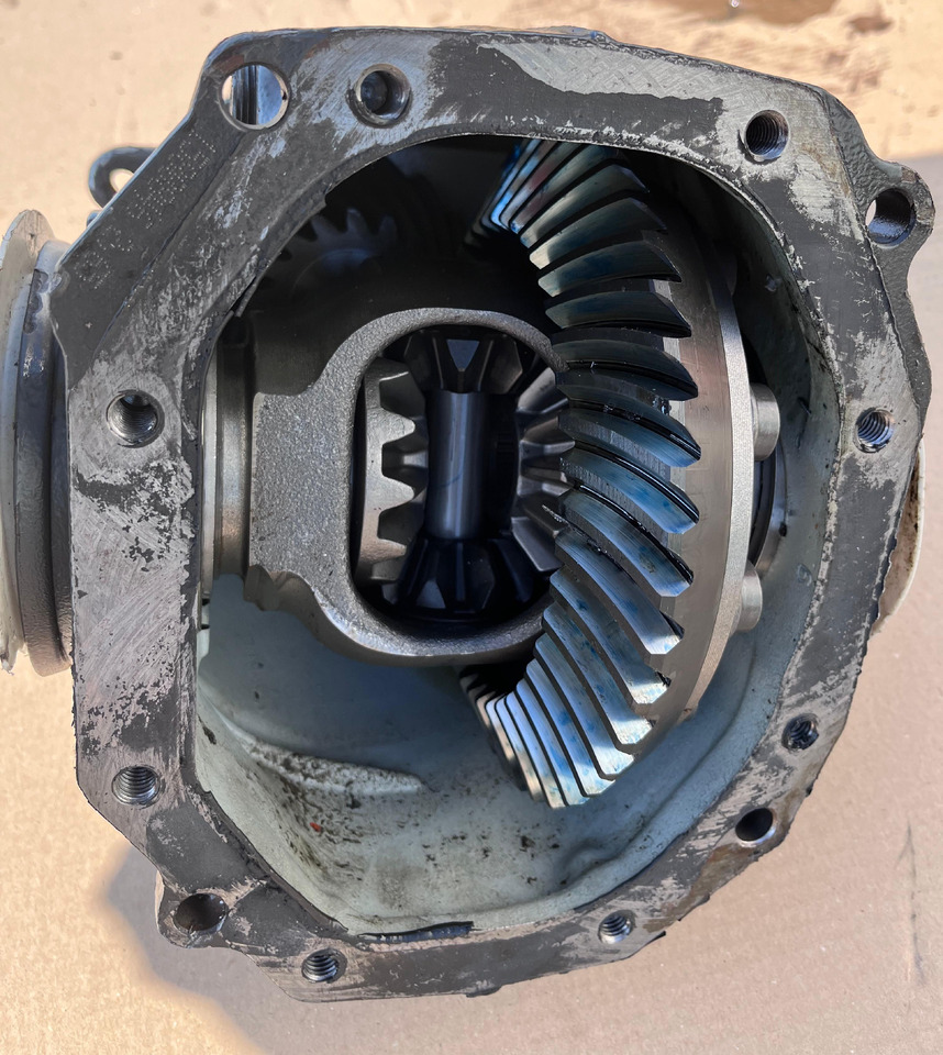 MERCEDES-BENZ S Class CL SL Rear Differential W216 A2163504600 AMG - Differential gear: picture 4 MERCEDES-BENZ S Class CL SL Rear Differential W216 A2163504600 AMG - Differential gear: picture 4