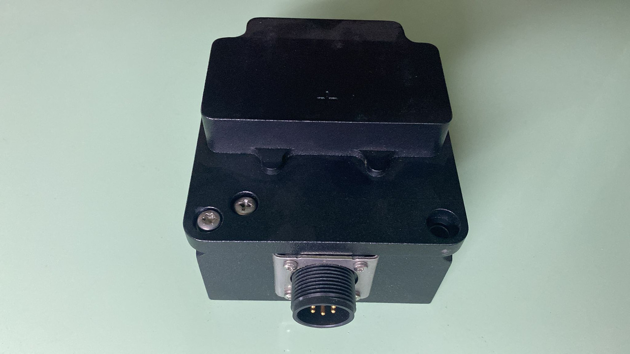 CATERPILLAR 433-6936: 9-32 Volts Inertial Sensor - Spare parts for Compact track loader: picture 1 CATERPILLAR 433-6936: 9-32 Volts Inertial Sensor - Spare parts for Compact track loader: picture 1