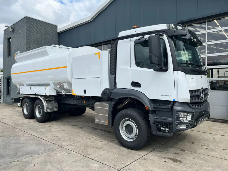 New Tank truck Mercedes-Benz Arocs 3340 6x4 Water Tank Truck: picture 7