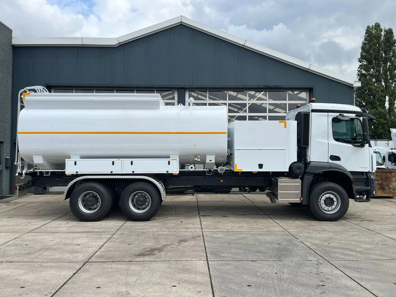 New Tank truck Mercedes-Benz Arocs 3340 6x6 Water Tank Truck: picture 6