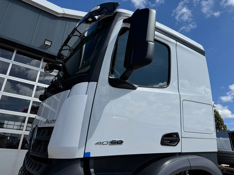 New Tractor unit Mercedes-Benz Arocs 4058 AS 6x6 Tractor Head 180T Push Pull EURO-3: picture 12