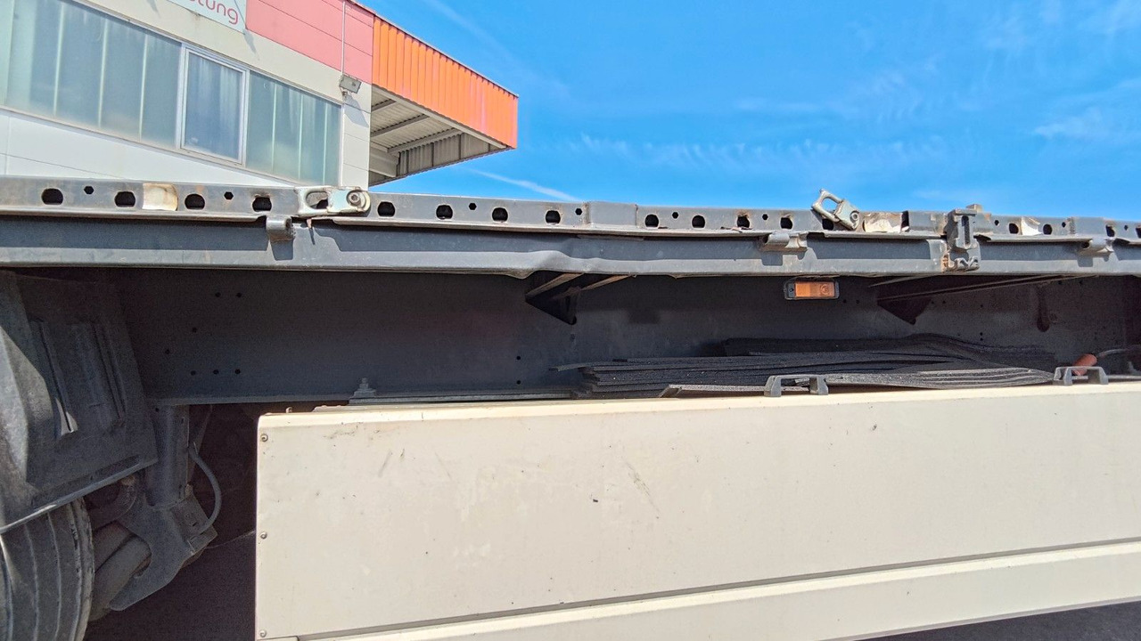 Dropside/ Flatbed semi-trailer Krone SD*Pritsche beschädigt*: picture 7