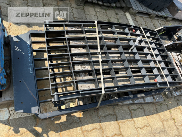 Cat Steinschlagschutzgit - Attachment for Forklift: picture 1 Cat Steinschlagschutzgit - Attachment for Forklift: picture 1