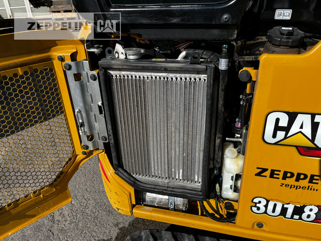 Mini excavator Cat 301.8-05A: picture 16