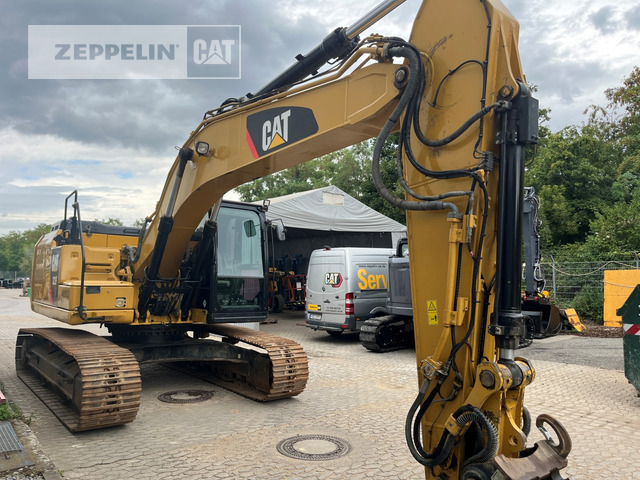 Cat 323FL - Crawler excavator: picture 3 Cat 323FL - Crawler excavator: picture 3