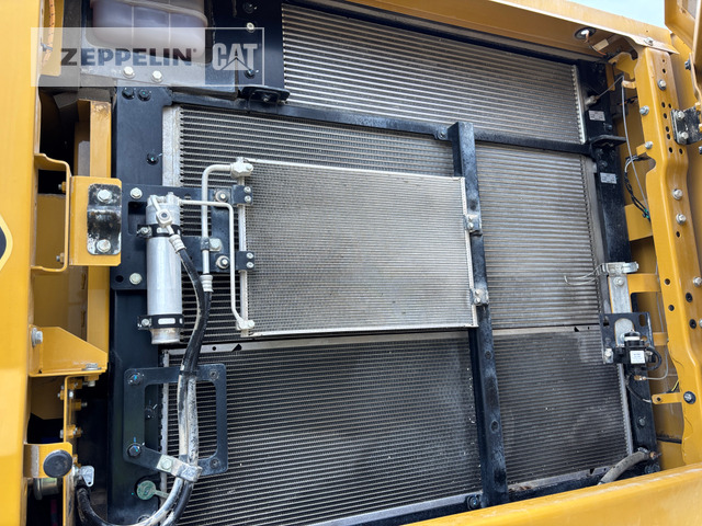 Crawler excavator Cat 340-07A: picture 15