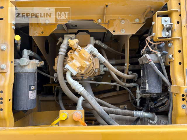 Crawler excavator Cat 340-07A: picture 17