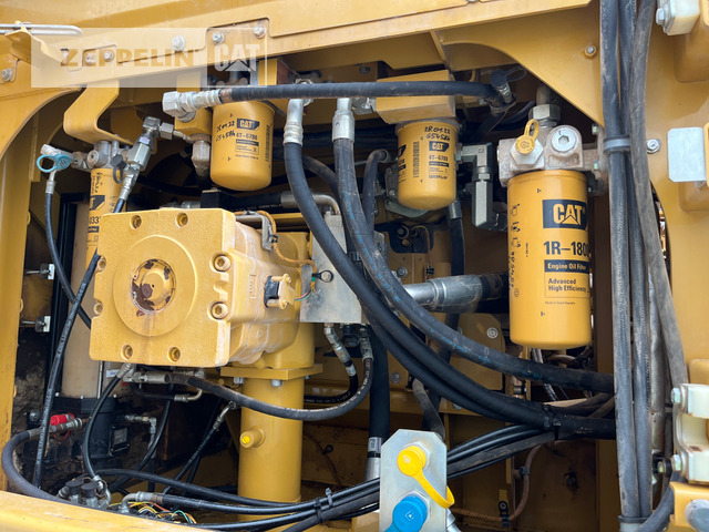 Crawler excavator Cat 374FL: picture 28