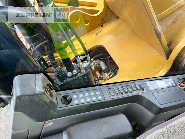 Crawler excavator Cat 374FL: picture 42