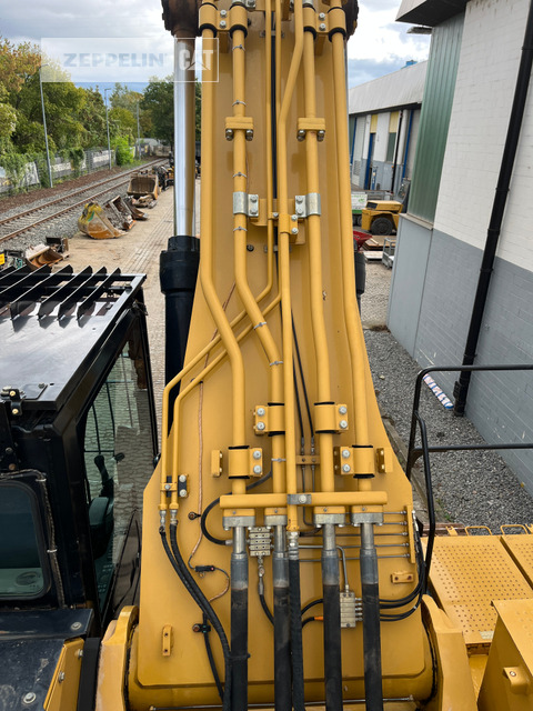 Crawler excavator Cat 374FL: picture 35