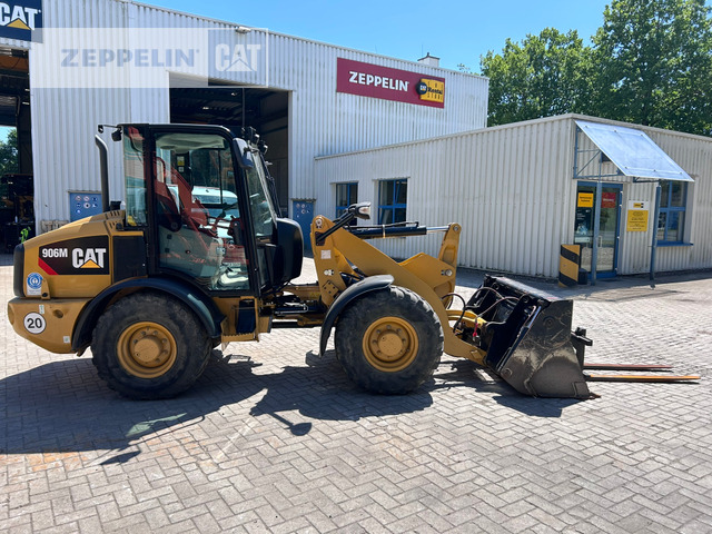 Cat 906M - Wheel loader: picture 2 Cat 906M - Wheel loader: picture 2