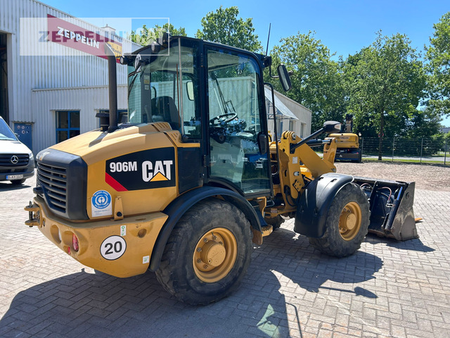 Cat 906M - Wheel loader: picture 3 Cat 906M - Wheel loader: picture 3