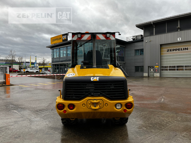 Cat 907M - Wheel loader: picture 3 Cat 907M - Wheel loader: picture 3