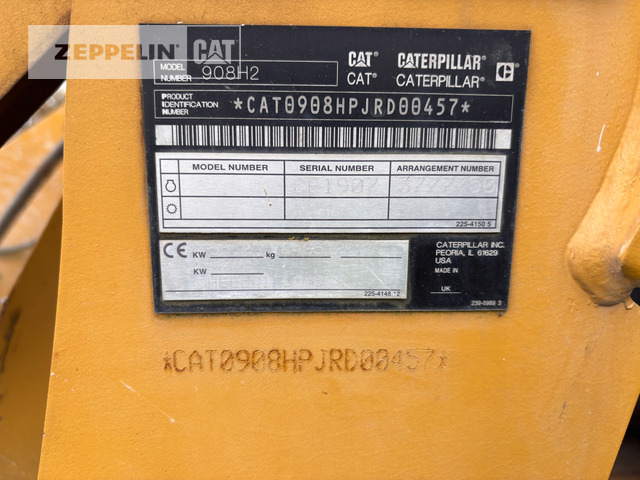 Wheel loader Cat 908H: picture 14