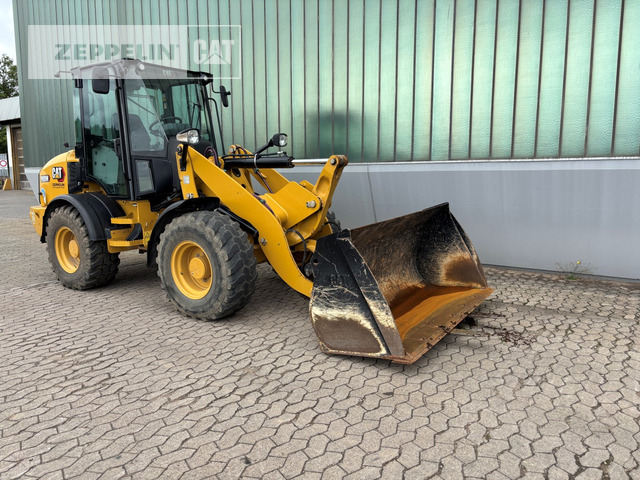 Cat 908M - Wheel loader: picture 1 Cat 908M - Wheel loader: picture 1