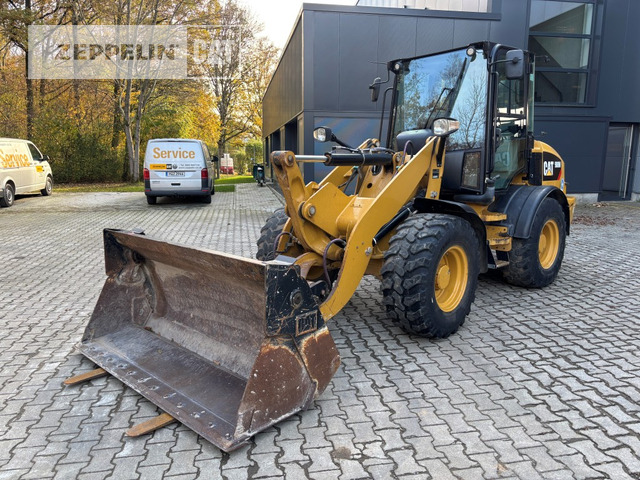 Cat 908M - Wheel loader: picture 1 Cat 908M - Wheel loader: picture 1