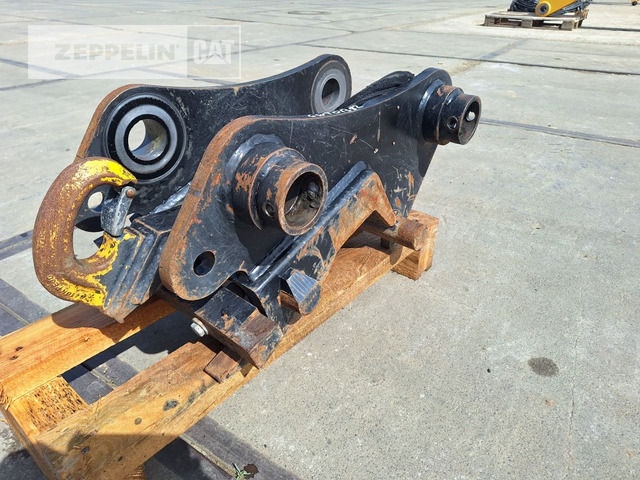 Cat CW10H - Quick coupler for Construction machinery: picture 1 Cat CW10H - Quick coupler for Construction machinery: picture 1