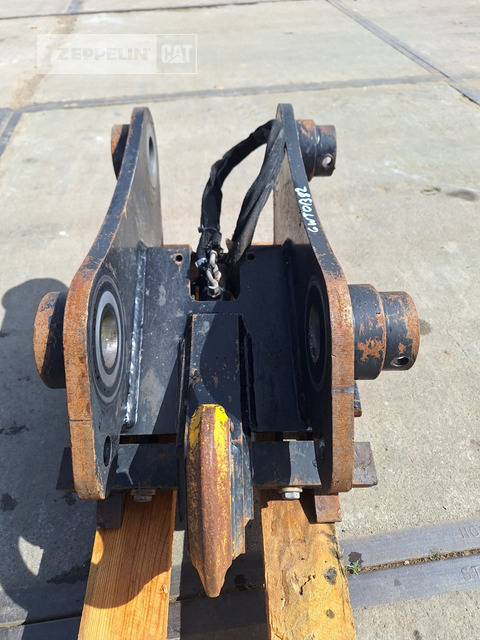 Cat CW10H - Quick coupler for Construction machinery: picture 2 Cat CW10H - Quick coupler for Construction machinery: picture 2