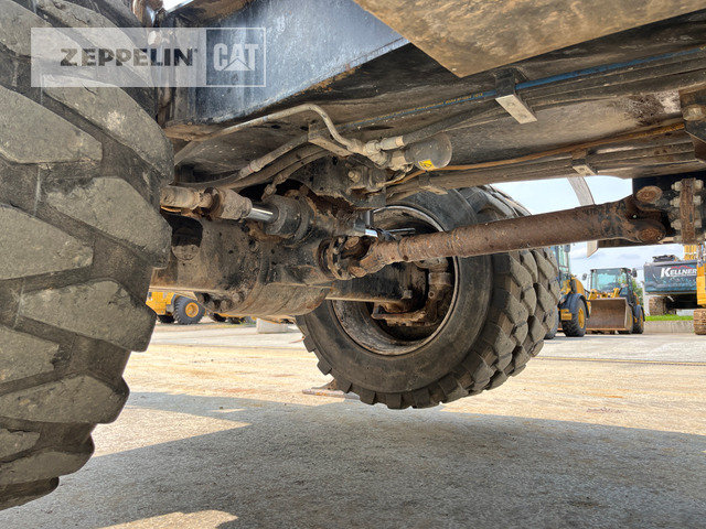 Wheel excavator Cat M318D: picture 18