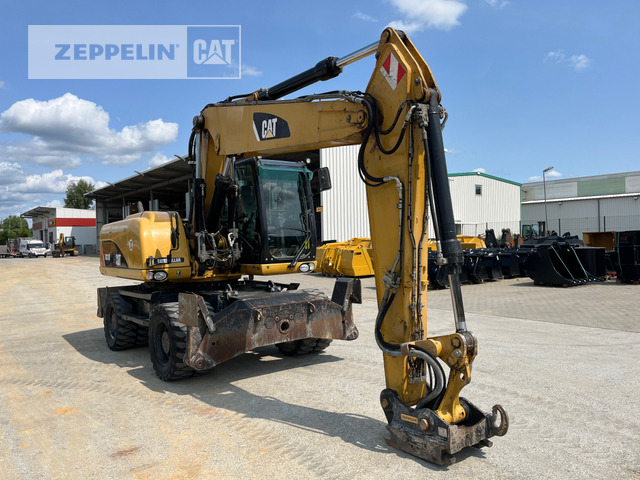 Wheel excavator Cat M318D: picture 8