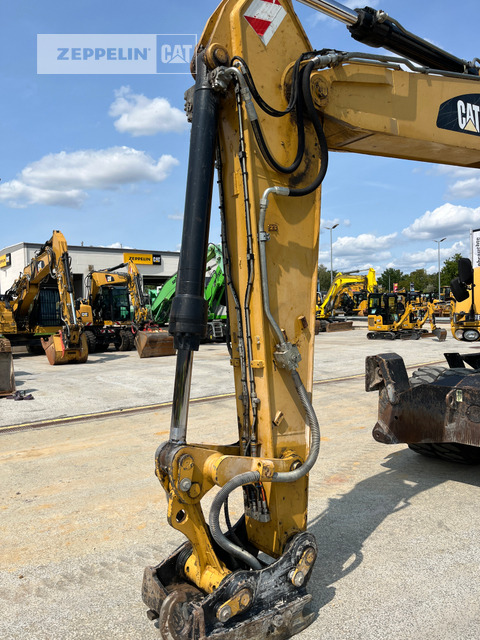 Wheel excavator Cat M318D: picture 14