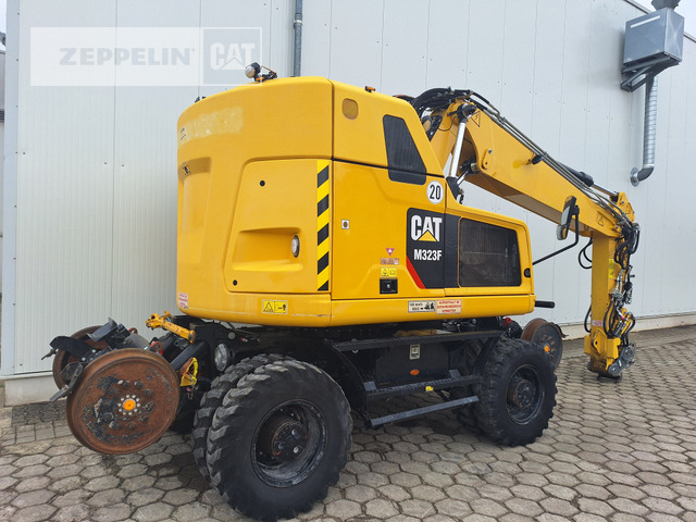 Cat M323F - Excavator: picture 3 Cat M323F - Excavator: picture 3