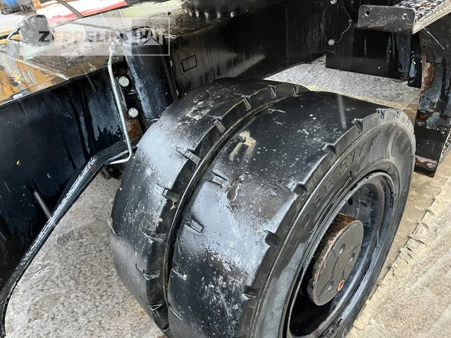 Waste/ Industry handler Cat MH3022: picture 13
