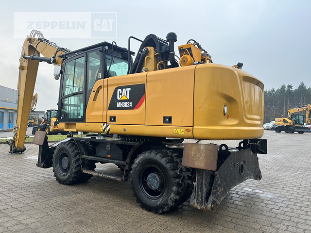 Cat MH3024 - Waste/ Industry handler: picture 3 Cat MH3024 - Waste/ Industry handler: picture 3