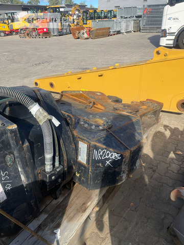 Cat MP318 - Demolition shears: picture 3 Cat MP318 - Demolition shears: picture 3