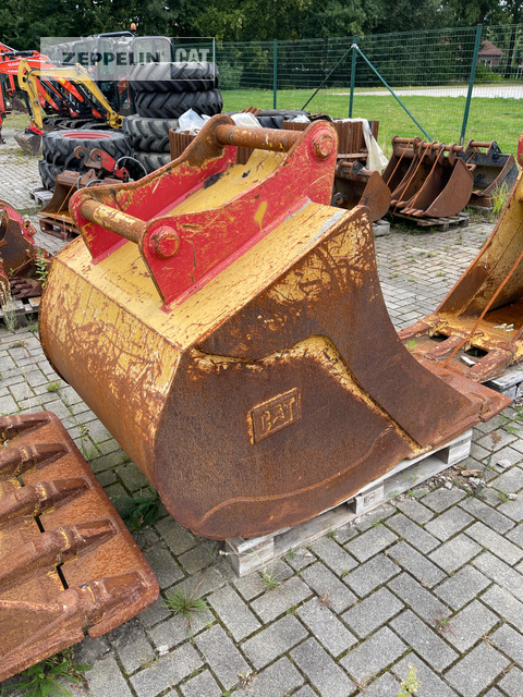 Cat UTL1200 - Excavator bucket: picture 2 Cat UTL1200 - Excavator bucket: picture 2
