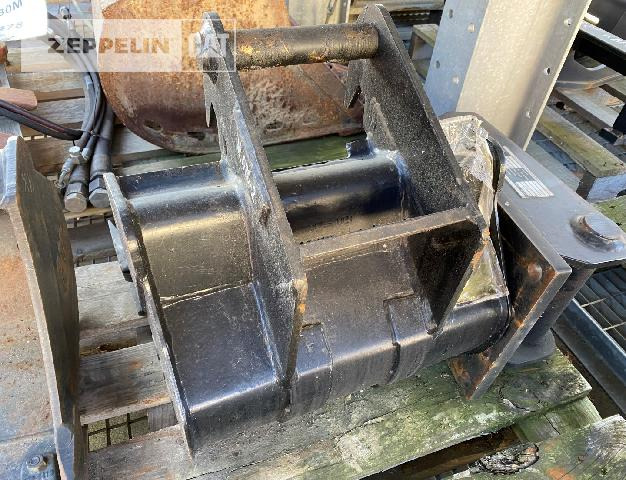 Cat UTL50-MS01-301.8 - Excavator bucket for Construction machinery: picture 3 Cat UTL50-MS01-301.8 - Excavator bucket for Construction machinery: picture 3
