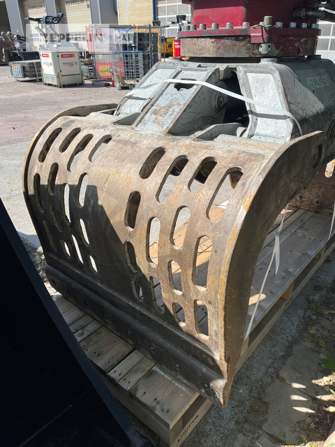 Demarec DRG36 OQ80 - Grapple: picture 3 Demarec DRG36 OQ80 - Grapple: picture 3