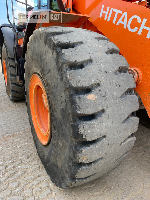 Wheel loader Hitachi ZW310-6: picture 12