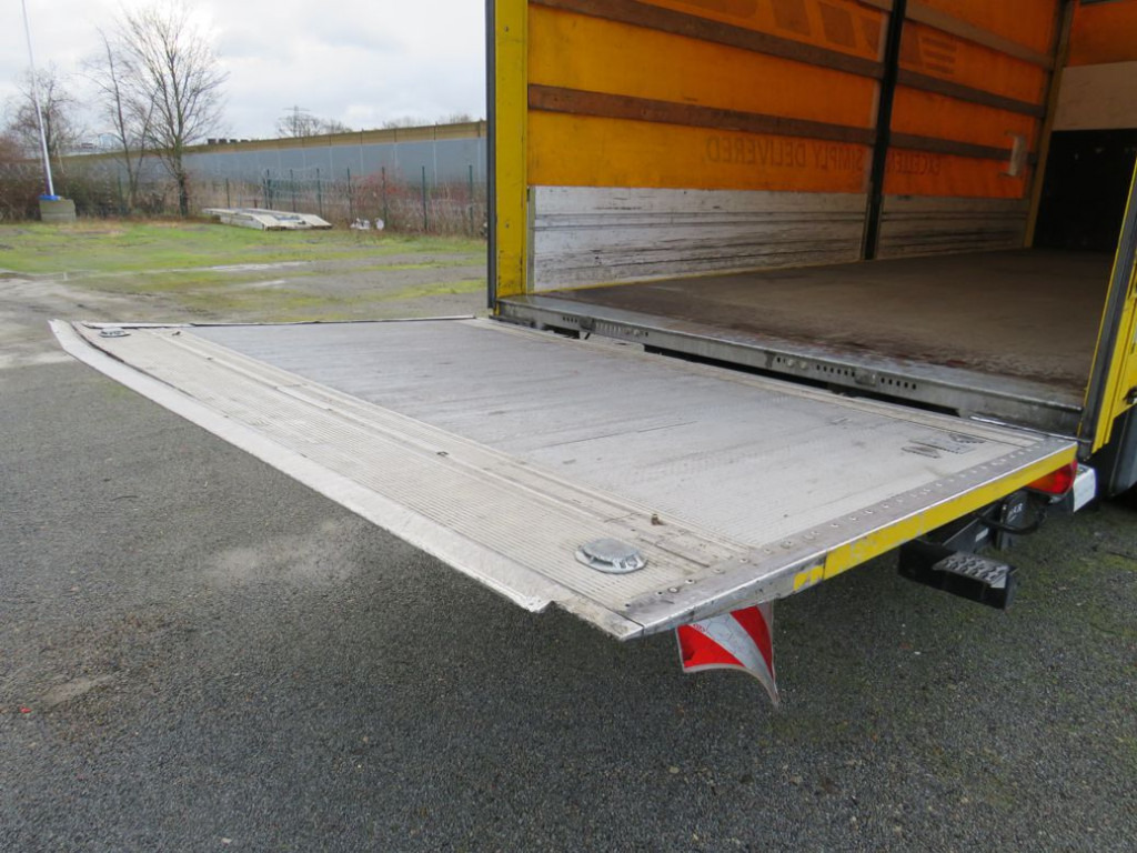 MERCEDES-BENZ Atego 1224 L Pritsche LBW - Curtainsider truck: picture 3 MERCEDES-BENZ Atego 1224 L Pritsche LBW - Curtainsider truck: picture 3
