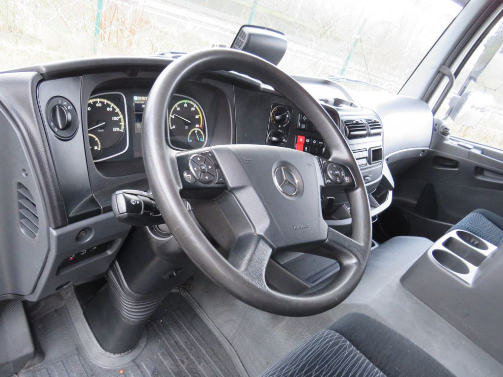 MERCEDES-BENZ Atego 1527 L Pritsche LBW - Curtainsider truck: picture 2 MERCEDES-BENZ Atego 1527 L Pritsche LBW - Curtainsider truck: picture 2