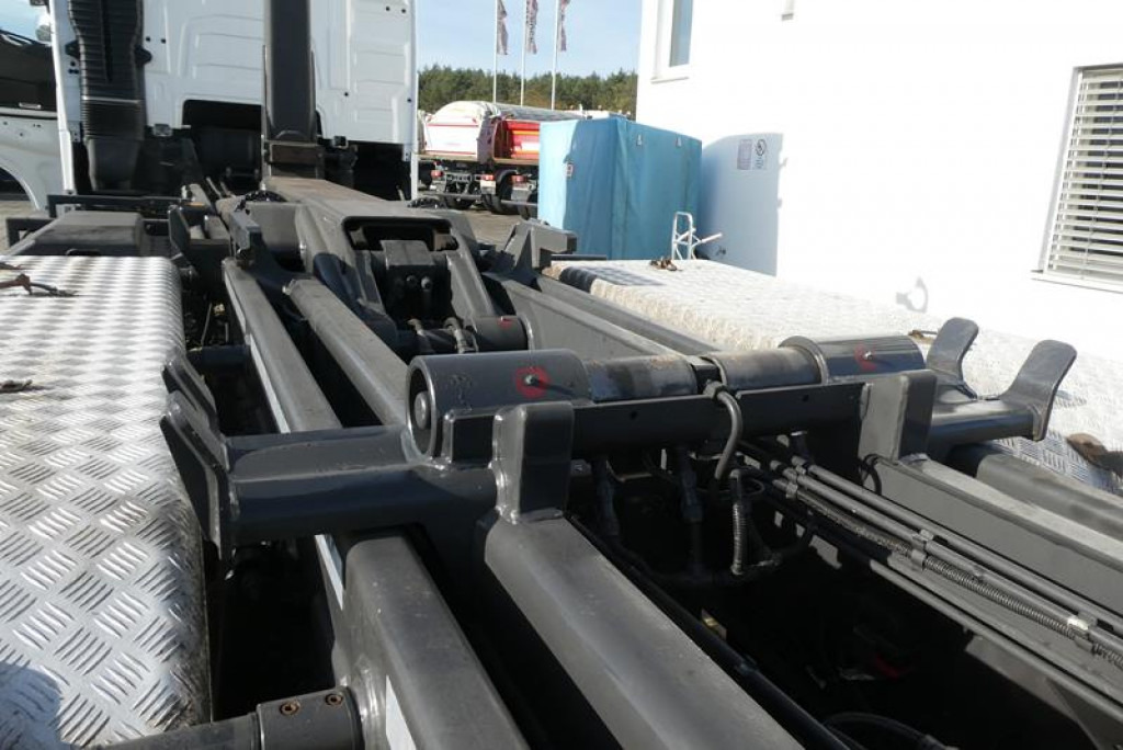 Hook lift truck VOLVO (S) Truck FH 460 Abrollkipper Meiller 20.70, Funk: picture 15