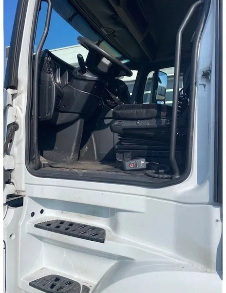 Mercedes-Benz Actros 1845 ls BREDE EN HOGE cabine, euro 6, wordt verwacht. - Tractor unit: picture 5 Mercedes-Benz Actros 1845 ls BREDE EN HOGE cabine, euro 6, wordt verwacht. - Tractor unit: picture 5