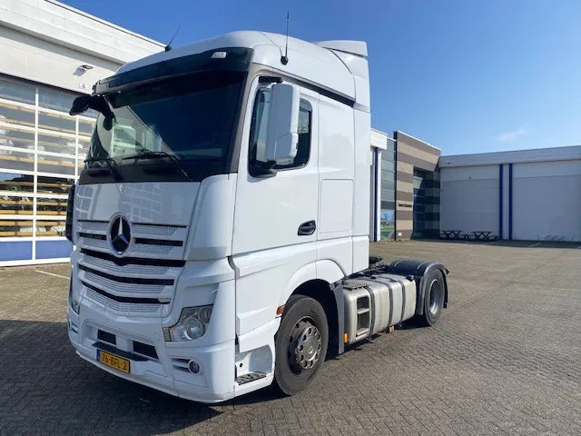 Mercedes-Benz Actros 1845 ls BREDE EN HOGE cabine, euro 6, wordt verwacht. - Tractor unit: picture 1 Mercedes-Benz Actros 1845 ls BREDE EN HOGE cabine, euro 6, wordt verwacht. - Tractor unit: picture 1