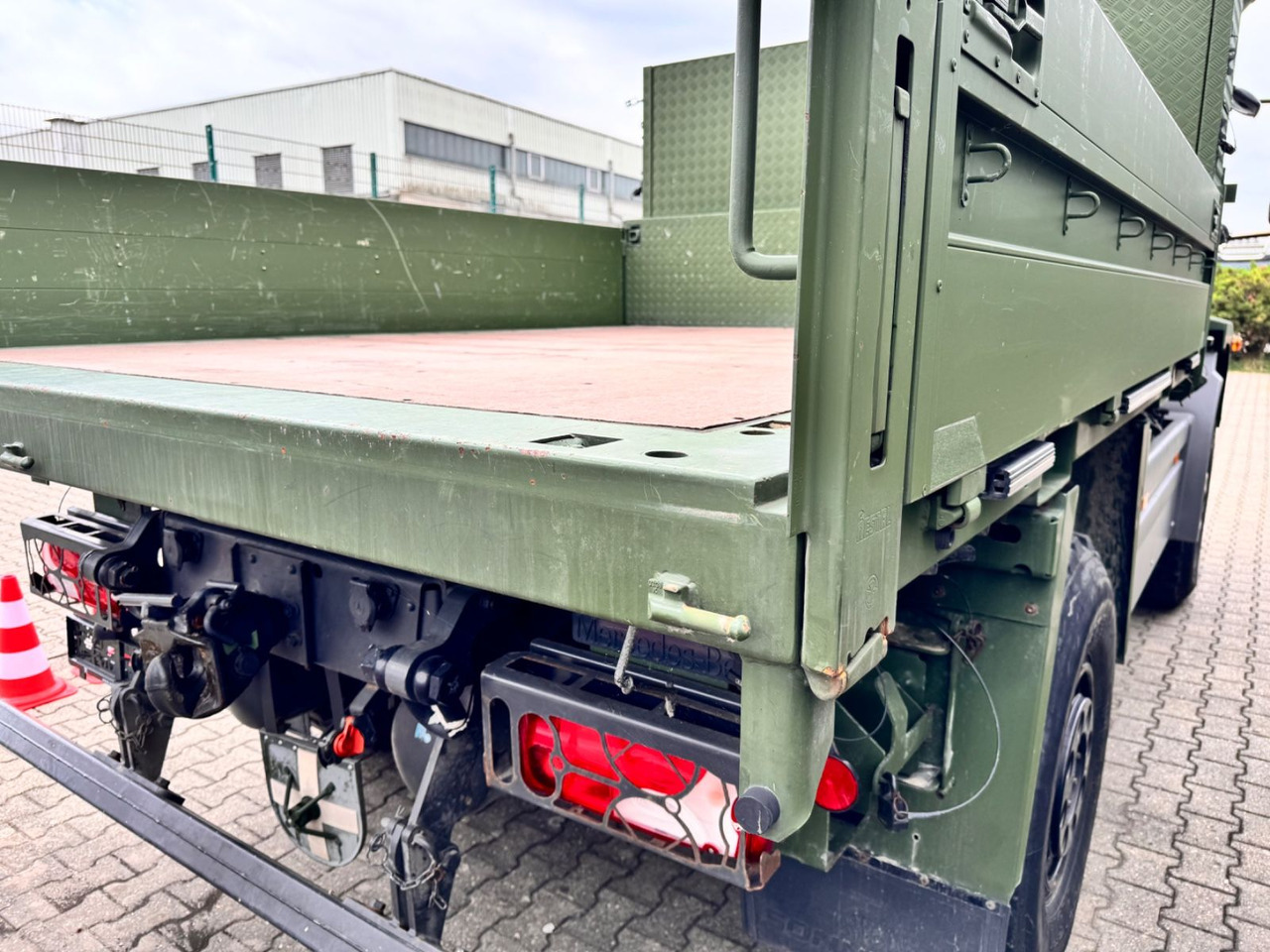 Mercedes-Benz 1018 Atego 4x4 Allrad Camper Expedition - Container transporter/ Swap body truck: picture 5 Mercedes-Benz 1018 Atego 4x4 Allrad Camper Expedition - Container transporter/ Swap body truck: picture 5