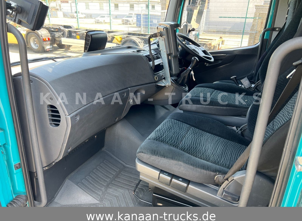 Road sweeper Mercedes-Benz 1324 Atego Johnston  VS651   154TKM  Euro6c: picture 11