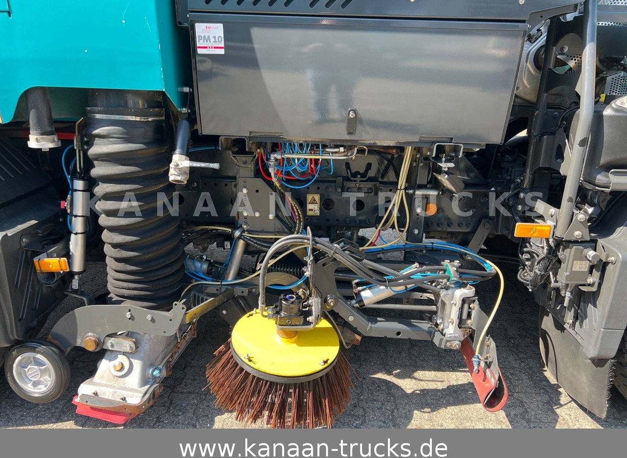 Road sweeper Mercedes-Benz 1324 Atego Johnston  VS651   154TKM  Euro6c: picture 7
