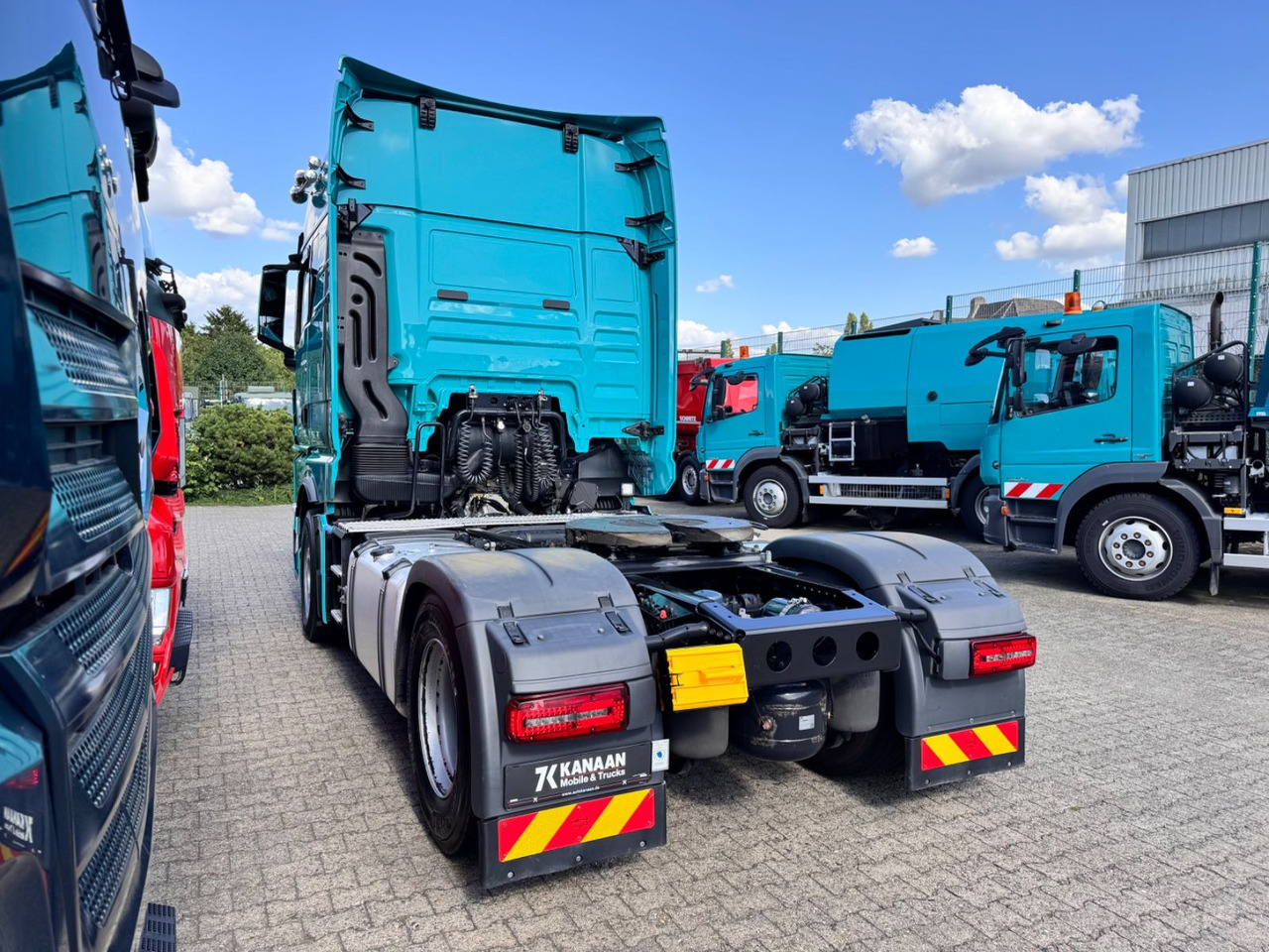 Tractor unit MAN 18.510 TGX 4x2 BL  GX 2x Tanks TOP Ausstattung: picture 6