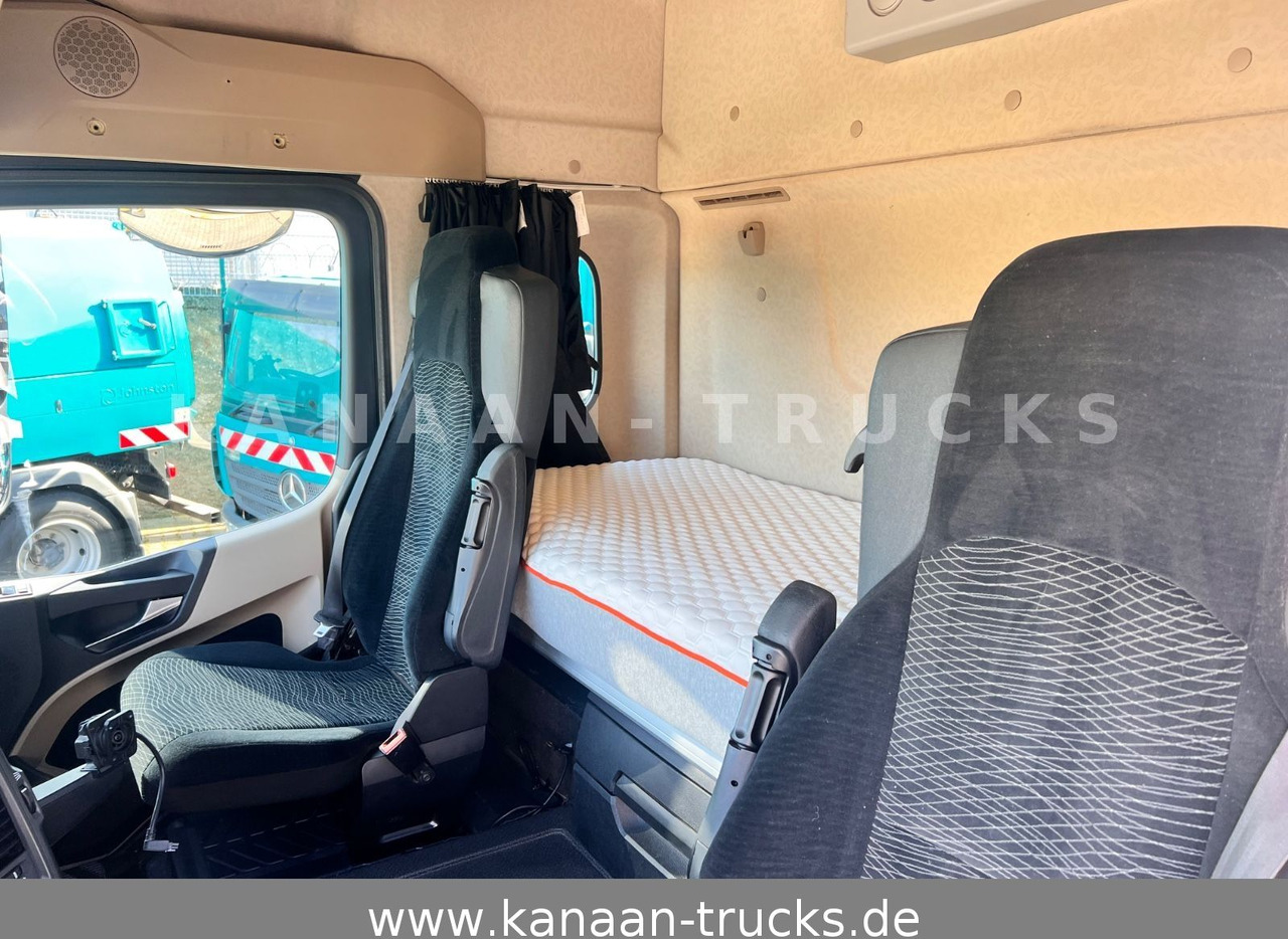 Tractor unit Mercedes-Benz 1846 LS Actros L StreamSpace Hydraulik: picture 13