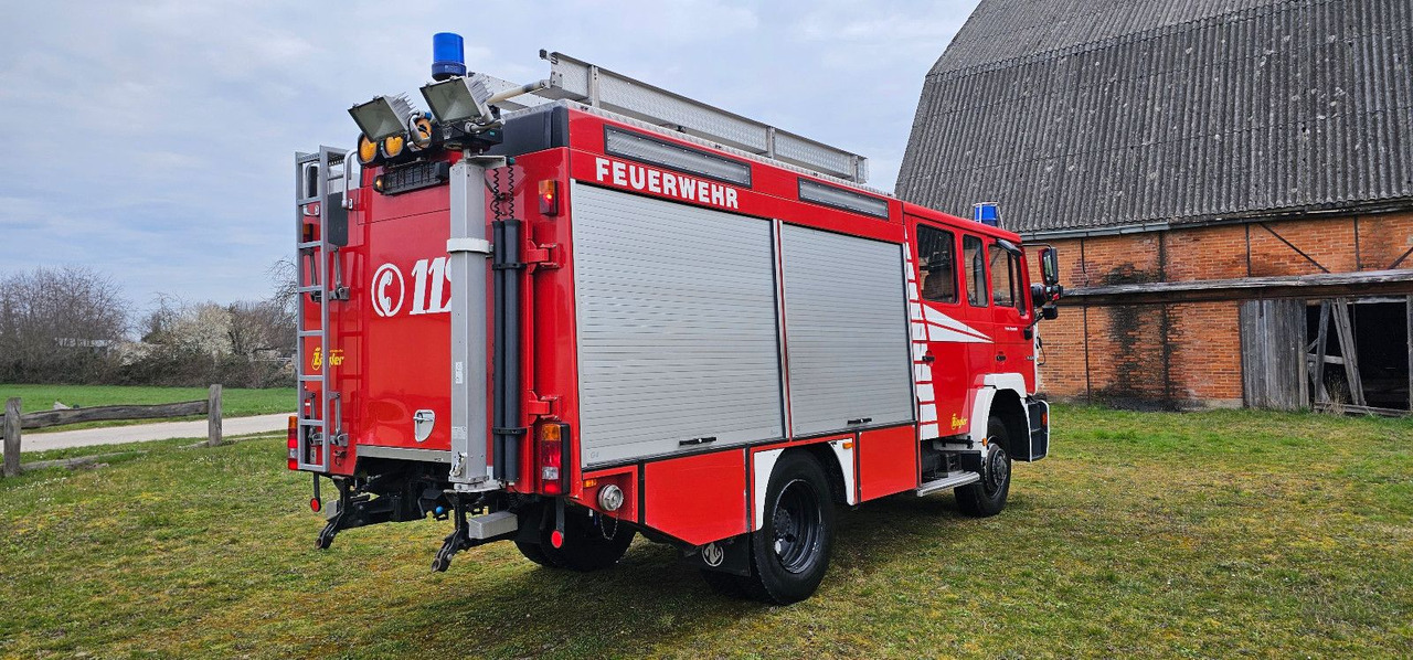 MAN Feuerwehr Löschfahrzeug 14.264 Autobomba - Truck: picture 4 MAN Feuerwehr Löschfahrzeug 14.264 Autobomba - Truck: picture 4