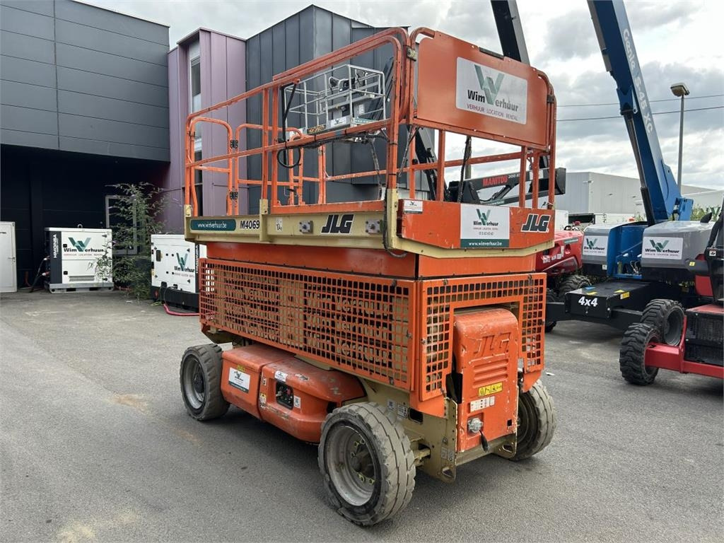 JLG 4069 LE (3524) - Scissor lift: picture 3 JLG 4069 LE (3524) - Scissor lift: picture 3