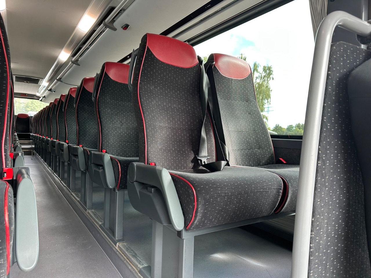 Iveco EVADYS H (55 Sitze*Schalt*176 tKm) on lease Iveco EVADYS H (55 Sitze*Schalt*176 tKm): picture 7