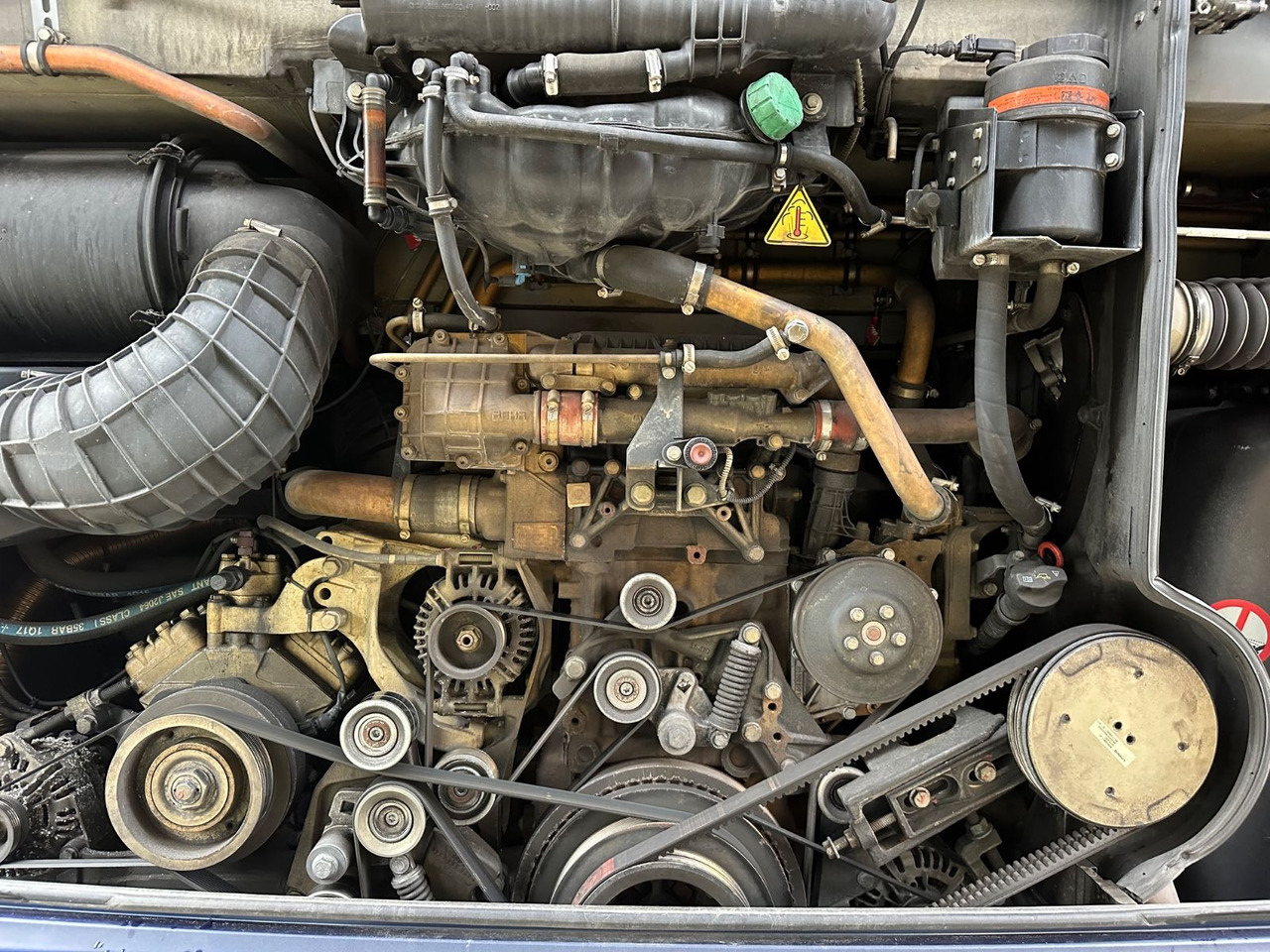 Mercedes-Benz Travego O580 16 RHD-M (LuxLine*TOP*DE) - Coach: picture 3 Mercedes-Benz Travego O580 16 RHD-M (LuxLine*TOP*DE) - Coach: picture 3